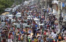 भारत के पड़ोसी देश बांग्लादेश में गहराया आर्थिक संकट