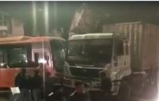 कानपुर में श्रद्धालुओं से भरी ट्रैक्टर-ट्रॉली पलटी, 22 मौत