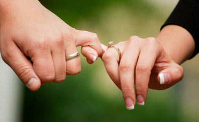 खुशनुमा शादीशुदा जिंदगी के लिए जरूरी है वर्जिनिटी?