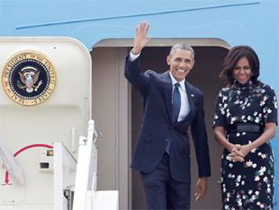 नमस्ते के साथ बराक ओबामा का भारत दौरा खत्म, सऊदी रवाना