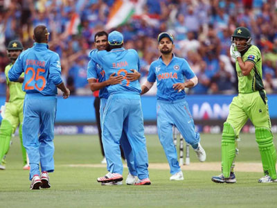 वर्ल्ड कप 2015  : भारत ने पाक को 76 रन से हराया