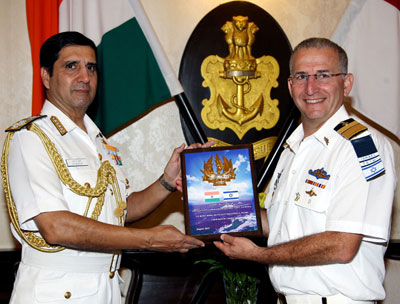 इस्राइल नौसेना प्रमुख ने भारतीय नौसेना प्रमुख से की मुलाकात 