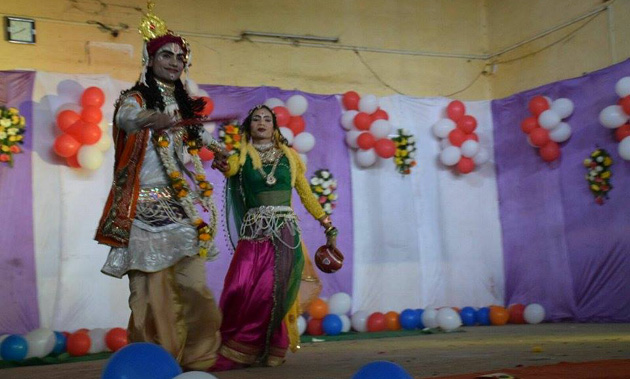 वाराणसी के हरिश्चंद्र महाविद्यालय कला संकाय में फ्रेशर पार्टी का हुआ आयोजन