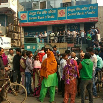 नोटबंदी का असरः दिल्ली में भुखमरी झेलने को मजबूर प्रवासी मजदूर