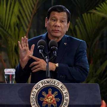 फिलीपींस के राष्‍ट्रपति ने जवानों से मजाक में कहा, इस्लामिक स्टेट से लड़ने वाले 3 रेप कर सकते हैं