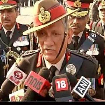 चीन और पाक से एक साथ निपटने के लिए तैयार भारतीय सेनाः आर्मी चीफ