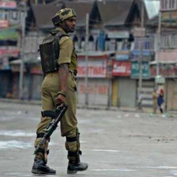  जम्मू-कश्मीर तलाशी अभियान जारी, मुठभेड़ में सेना ने ढेर किया तीसरा आतंकी