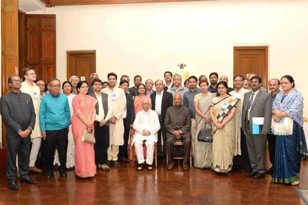 बंगाल की वैज्ञानिक प्रतिभा समूह का दोहन व कोलकाता को आईटी केंद्र बनाना महत्‍वपूर्ण: राष्‍ट्रपति