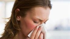 सर्दी-जुकाम से हो गई है नाक बंद, तो तुलसी-अदरक-काली मिर्च से बना लीजिए काढ़ा