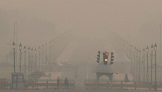  तेज हवा ने दिलाई प्रदूषण से हल्की राहत, कितना दर्ज हुआ AQI?