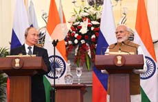 मोदी-पुतिन शिखरवार्ता के बाद भारत, रूस ने आठ समझौते पर किए हस्ताक्षर 