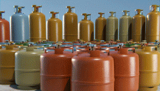 बजट 2026 पेश होने से पहले महंगाई का झटका, कॉमर्शियल सिलेंडर की कीमतों में बढ़ोतरी