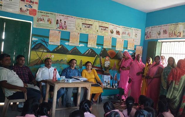 चंदौली: राष्ट्रीय पोषण माह अभियान के तहत किशोरी बालिकाओं व गर्भवती महिलाओं का हुआ जांच
