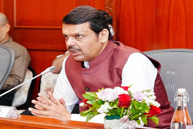 दंगाइयों से करवाइ जाएगी नुकसान की भरपाई, हिंसा मामले पर बोले CM देवेंद्र फडणवीस