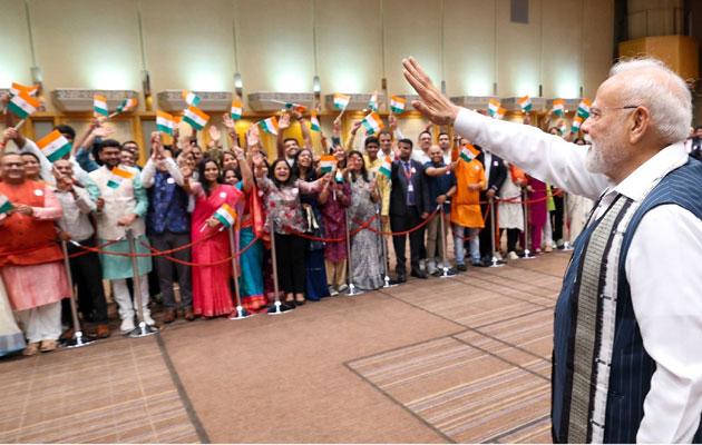 मोदी-मोदी...टोक्यो पहुंचें PM मोदी, एयरपोर्ट पर हुआ भव्य स्वागत