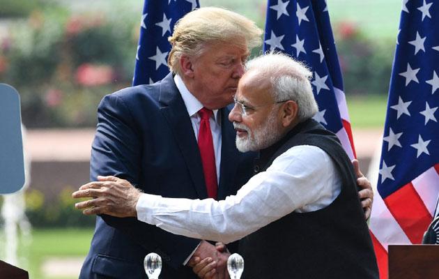 भारत को चीन से दूर रखने की साजिश रच रहे ट्रंप?