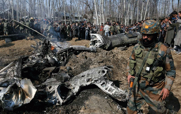 पाकिस्तान सीमा पर 12 दिन गरजेंगी तोपें, भारत ने जारी किया NOTAM पाकिस्तान सीमा पर 12 दिन गरजेंगी तोपें, भारत ने जारी किया NOTAM