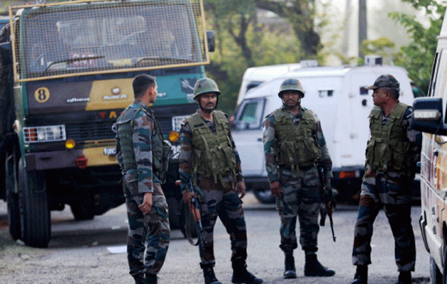 कुपवाड़ा में सेना की बड़ी कार्रवाई, घुसपैठ की कोशिश कर रहे दो आतंकवादियों को मार गिराया