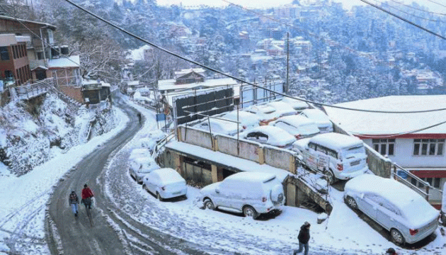 हिमाचल के निचले इलाकों में घना कोहरा, विजिबिलिटी गिरी