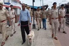 Chandauli News: स्वतंत्रता दिवस के मद्देनजर पंडित दीनदयाल उपाध्याय  जंक्शन पर चेकिंग अभियान