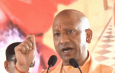 महिलाओं के साथ छेड़छाड़ करने वालों पर CM योगी की सख्त
