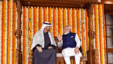 पीएम मोदी ने UAE के राष्ट्रपति को तोहफे में दिए ये गिफ्ट