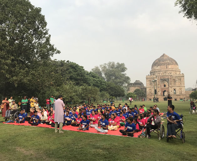 संभव 2018: लोधी गार्डन में योग